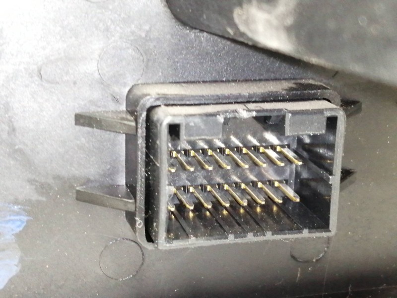 Recambio de mando calefaccion / aire acondicionado para ssangyong actyon 200 xdi referencia OEM IAM 687003100X  