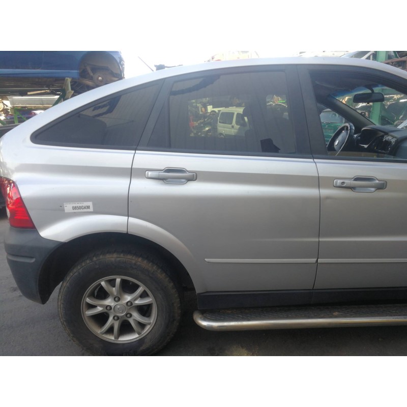 Recambio de puerta delantera derecha para ssangyong actyon 200 xdi referencia OEM IAM   