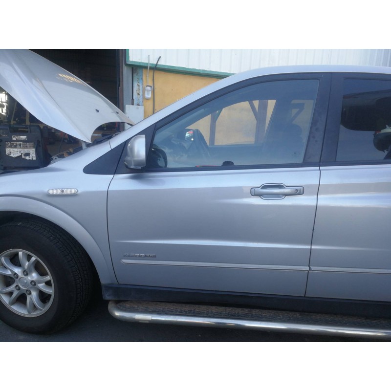 Recambio de puerta delantera izquierda para ssangyong actyon 200 xdi referencia OEM IAM   