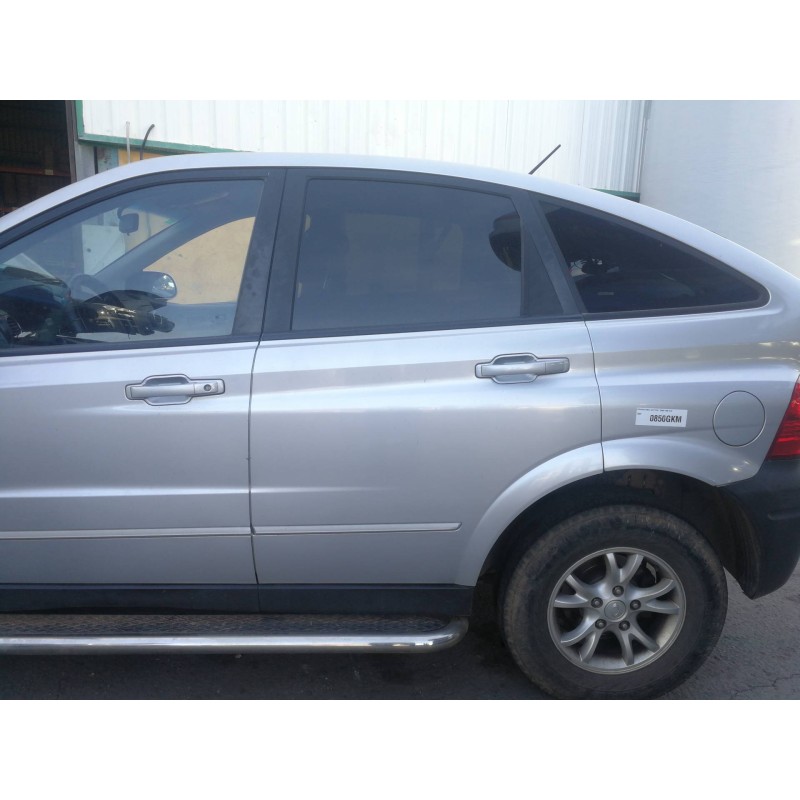 Recambio de puerta trasera izquierda para ssangyong actyon 200 xdi referencia OEM IAM   
