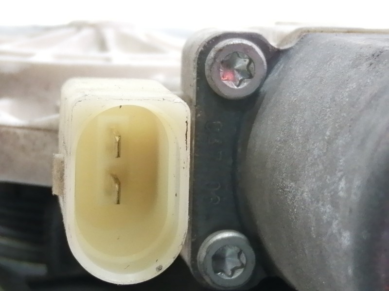 Recambio de elevalunas delantero derecho para volkswagen crafter combi (2e) combi, techo elevado 35 referencia OEM IAM A90672001