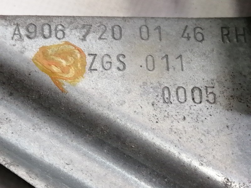 Recambio de elevalunas delantero derecho para volkswagen crafter combi (2e) combi, techo elevado 35 referencia OEM IAM A90672001