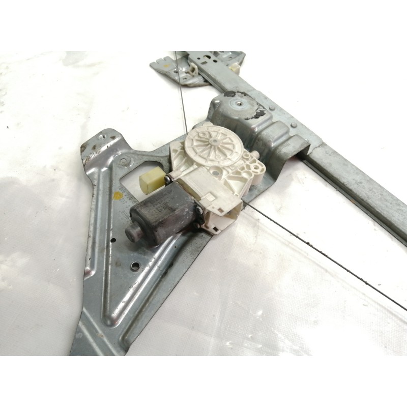 Recambio de elevalunas delantero derecho para volkswagen crafter combi (2e) combi, techo elevado 35 referencia OEM IAM A90672001