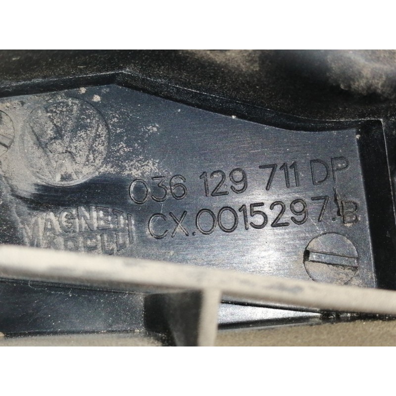 Recambio de colector admision para volkswagen polo (9n1) trendline referencia OEM IAM 036129711DP  