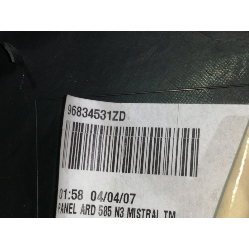 Recambio de guarnecido puerta trasera derecha para citroën c4 picasso exclusive referencia OEM IAM 96834531ZD  