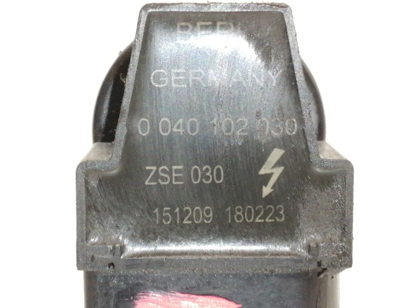 Recambio de bobina encendido para volkswagen polo (9n1) trendline referencia OEM IAM 0040102030  