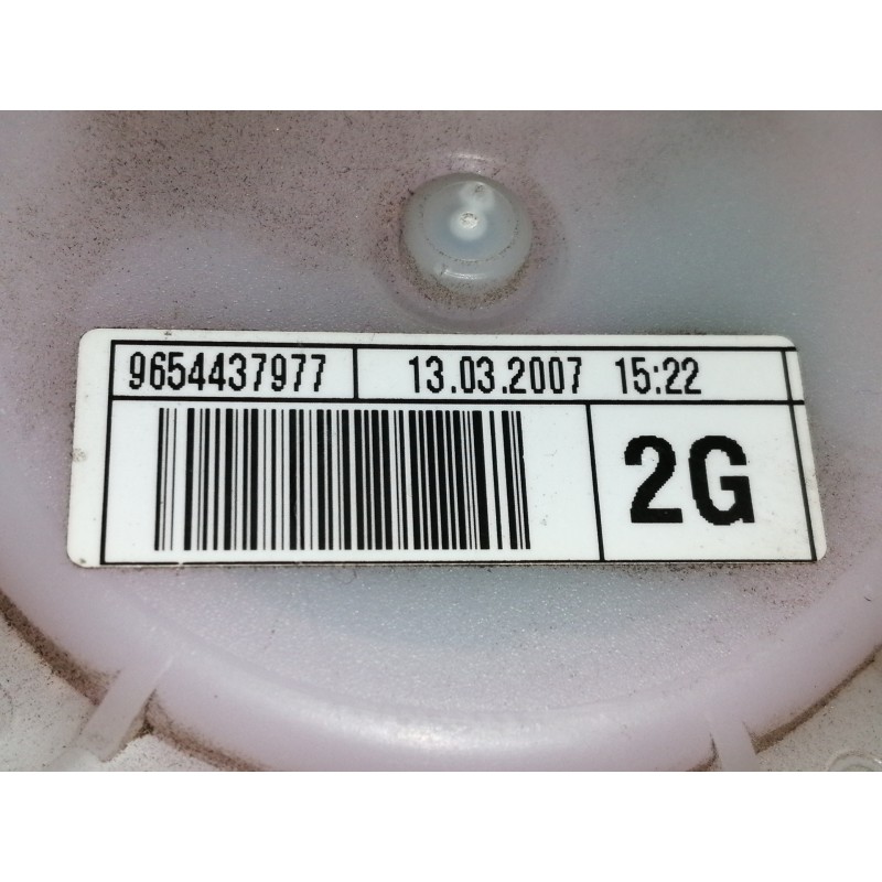 Recambio de cinturon seguridad trasero izquierdo para citroën c4 picasso exclusive referencia OEM IAM 9654437977  