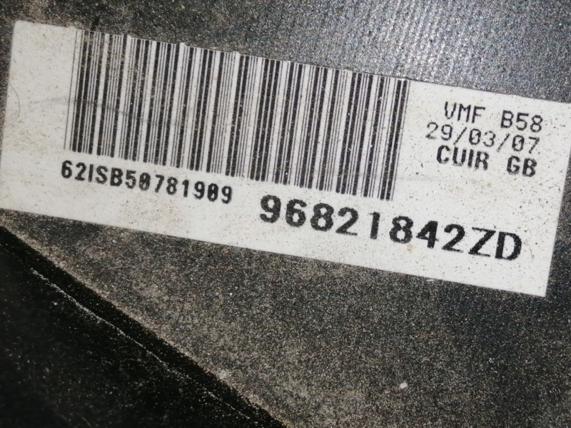 Recambio de salpicadero para citroën c4 picasso exclusive referencia OEM IAM 9683044477 9683044677 96821842ZD