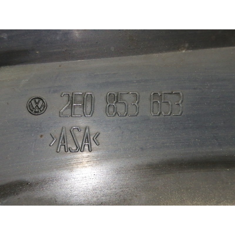 Recambio de rejilla delantera para volkswagen crafter combi (2e) combi, techo elevado 35 referencia OEM IAM 2E0853653  