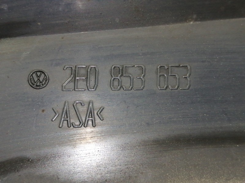 Recambio de rejilla delantera para volkswagen crafter combi (2e) combi, techo elevado 35 referencia OEM IAM 2E0853653  