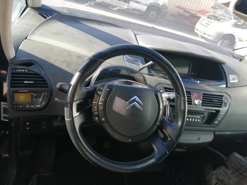 Recambio de salpicadero para citroën c4 picasso exclusive referencia OEM IAM 9683044477 9683044677 96821842ZD