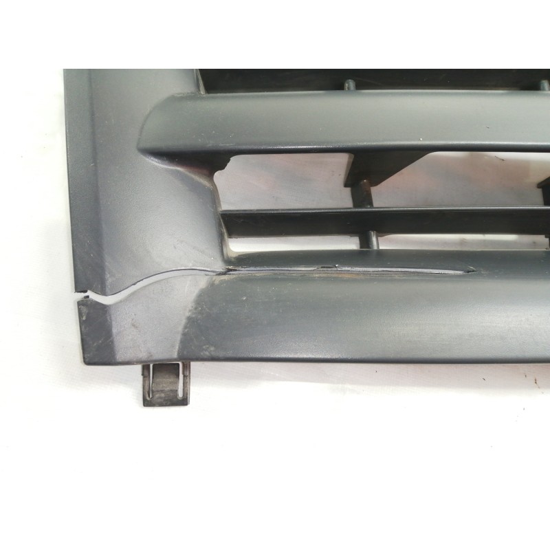 Recambio de rejilla delantera para volkswagen crafter combi (2e) combi, techo elevado 35 referencia OEM IAM 2E0853653  