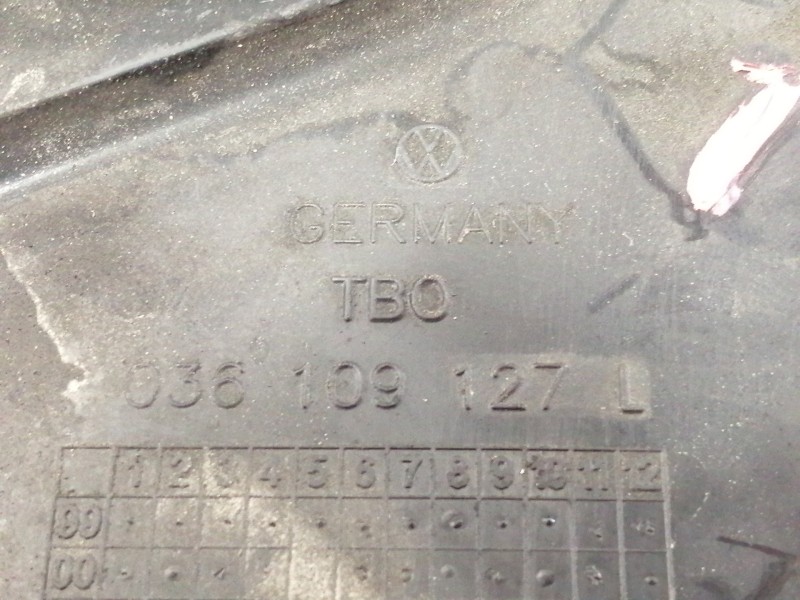 Recambio de tapa distribucion para volkswagen polo (9n1) trendline referencia OEM IAM 036109127L  