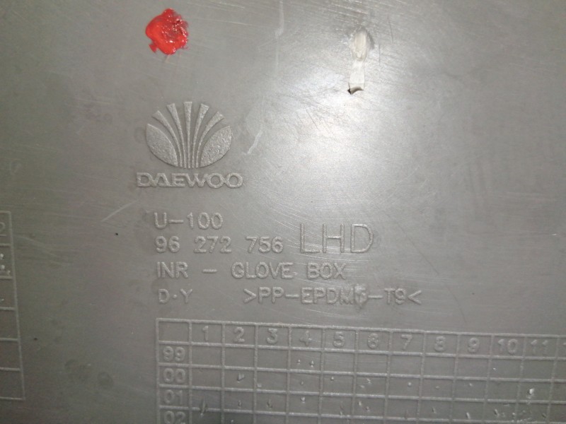 Recambio de guantera para chevrolet tacuma cdx referencia OEM IAM 96272756  