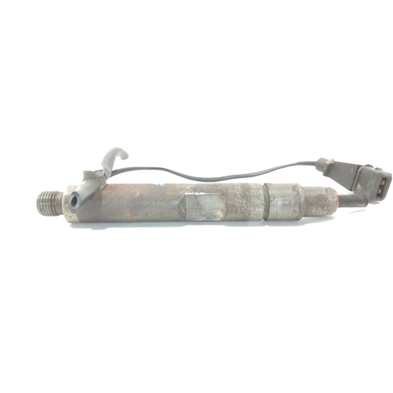 Recambio de inyector para volkswagen passat berlina (3b2) comfortline referencia OEM IAM 028130201S 2FHKBEL58P 