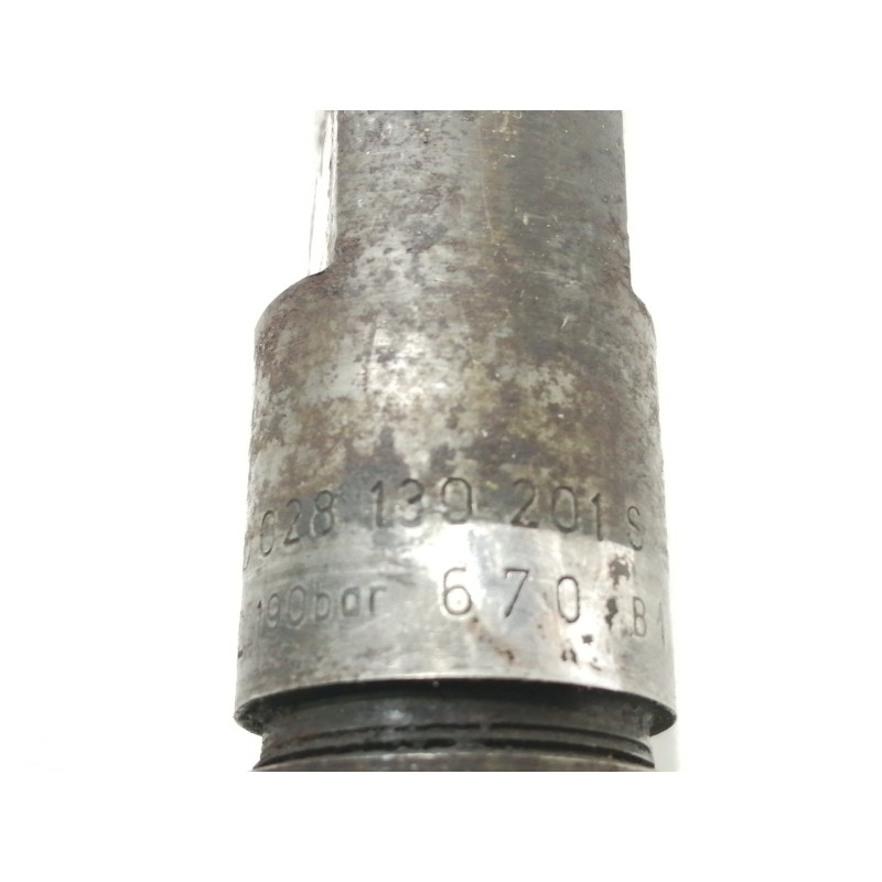 Recambio de inyector para volkswagen passat berlina (3b2) comfortline referencia OEM IAM 028130201S 2FHKBEL58P 