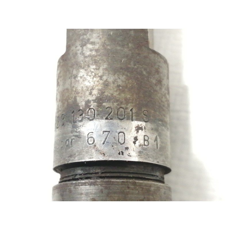 Recambio de inyector para volkswagen passat berlina (3b2) comfortline referencia OEM IAM 028130201S 2FHKBEL58P 