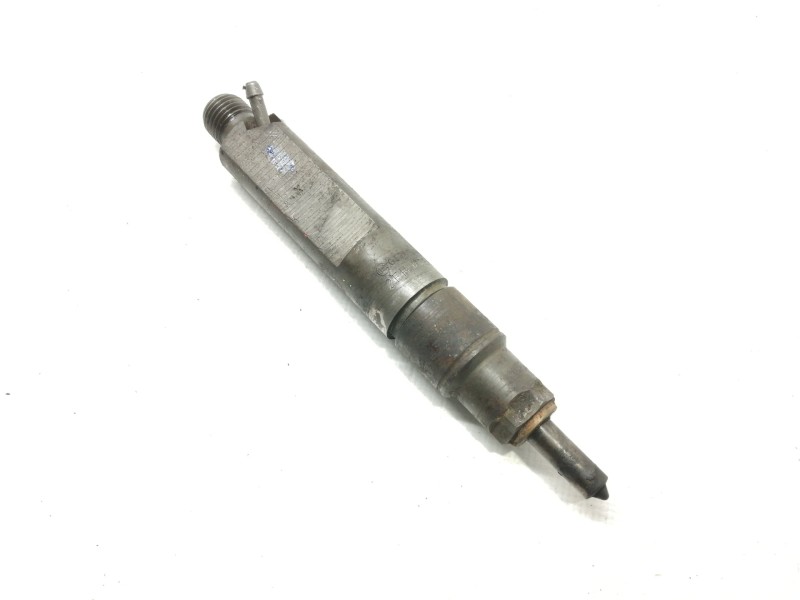 Recambio de inyector para volkswagen passat berlina (3b2) comfortline referencia OEM IAM 028130201T 2FHKBEL58P 