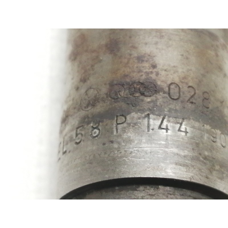 Recambio de inyector para volkswagen passat berlina (3b2) comfortline referencia OEM IAM 028130201T 2FHKBEL58P 