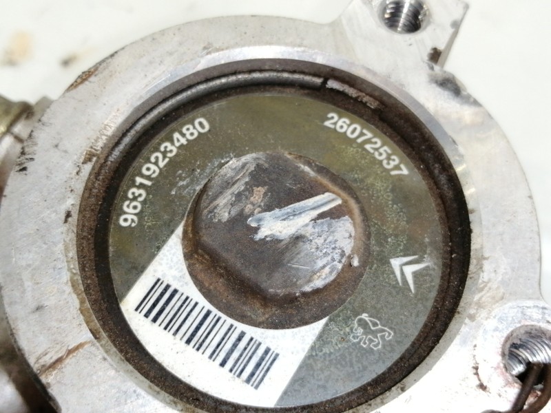 Recambio de bomba direccion para citroën xsara berlina 1.9d attraction referencia OEM IAM 26045330  
