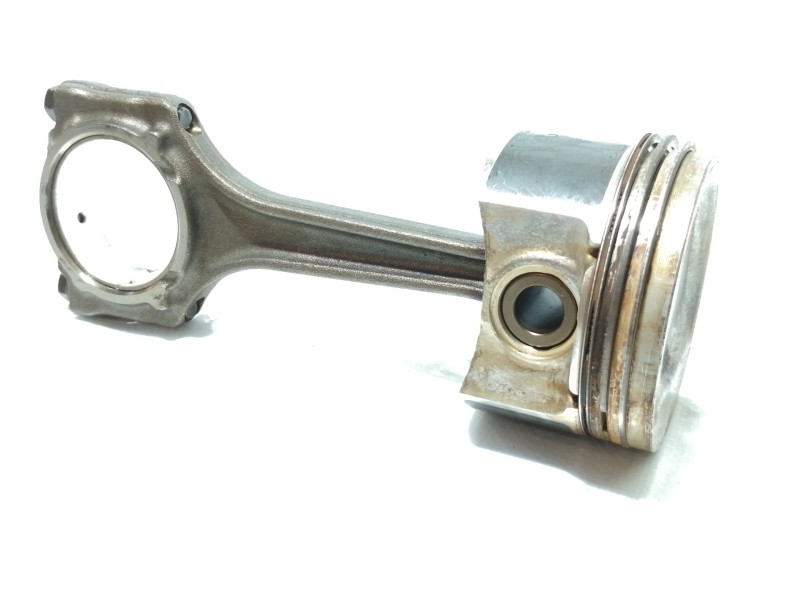 Recambio de piston para fiat punto (199) easy referencia OEM IAM   