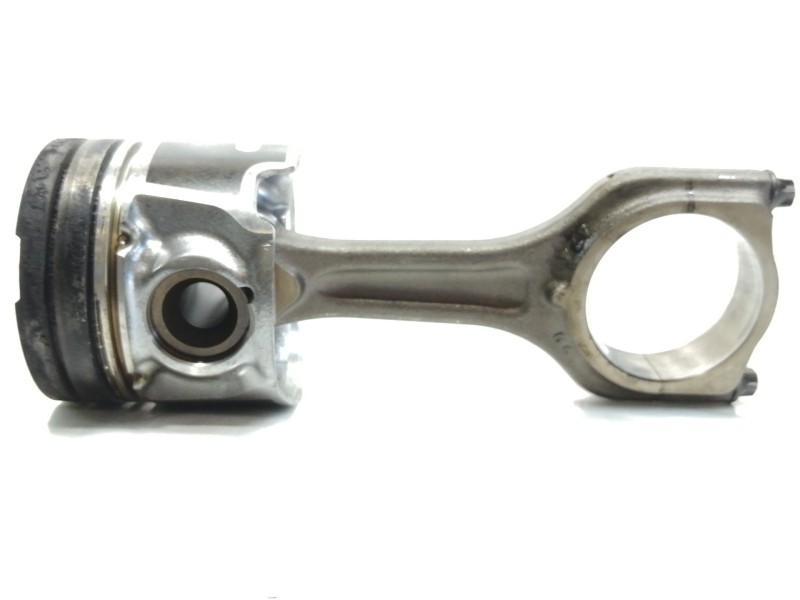 Recambio de piston para citroën c3 1.4 hdi sx referencia OEM IAM 4164890R  