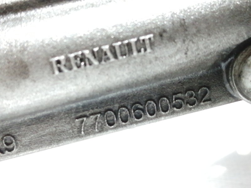 Recambio de bomba aceite para renault clio ii fase ii (b/cb0) authentique referencia OEM IAM 8200150195  