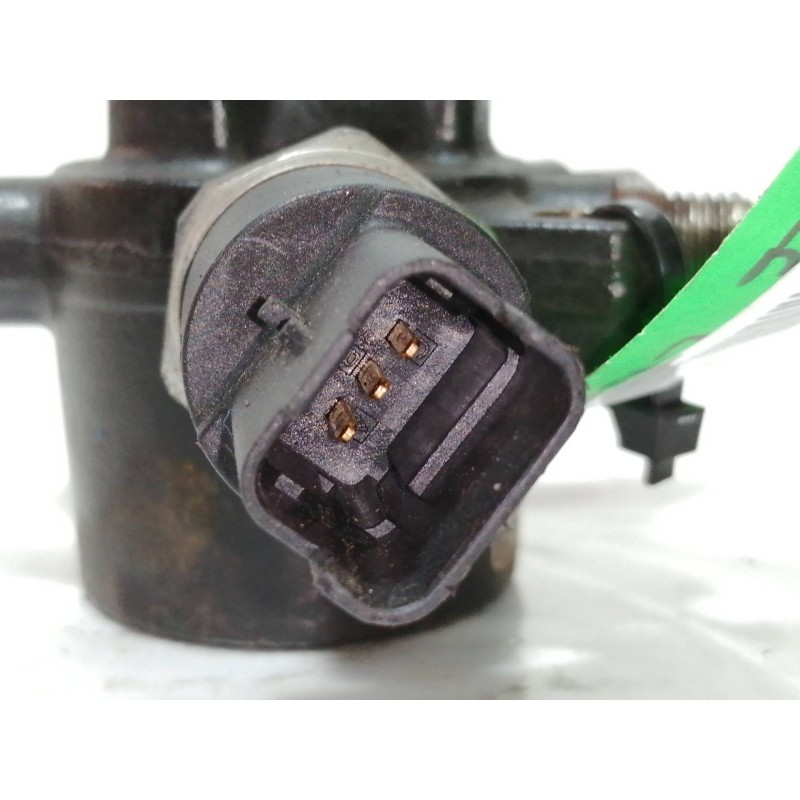 Recambio de rampa inyectora para renault clio ii fase ii (b/cb0) authentique referencia OEM IAM 8200057345  