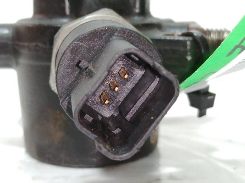 Recambio de rampa inyectora para renault clio ii fase ii (b/cb0) authentique referencia OEM IAM 8200057345  