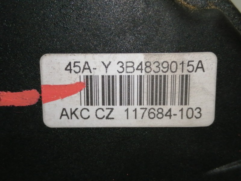 Recambio de cerradura puerta trasera izquierda para volkswagen passat berlina (3b2) comfortline referencia OEM IAM 3B4839015A  