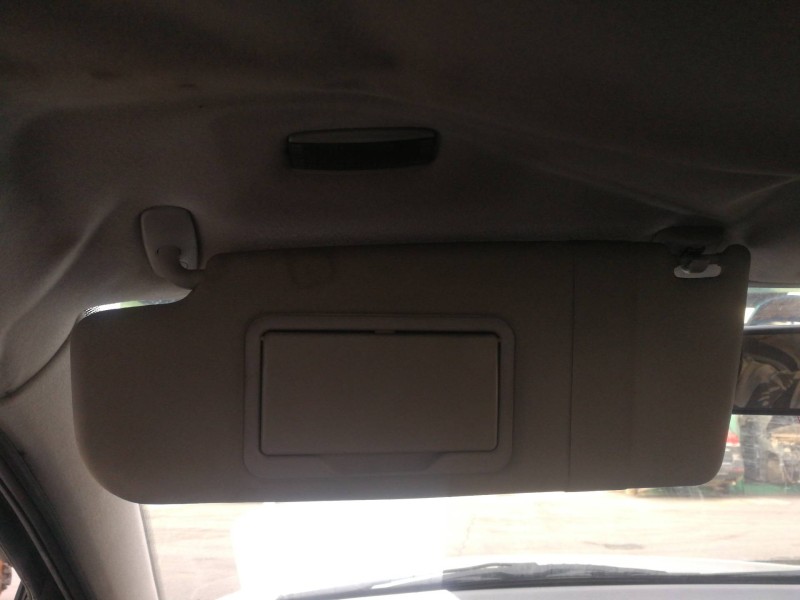 Recambio de parasol izquierdo para volkswagen passat berlina (3b2) comfortline referencia OEM IAM 3B0857551  