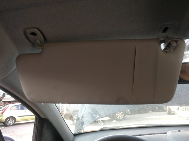 Recambio de parasol izquierdo para opel corsa d catch me now referencia OEM IAM 010440018  