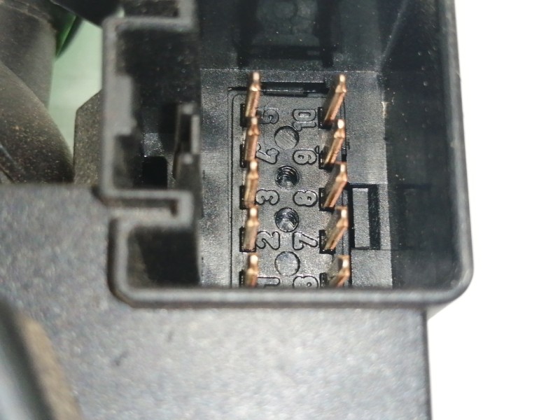 Recambio de mando intermitentes para ford transit connect (tc7) kasten city light (2009) referencia OEM IAM 2T1T13335AB  