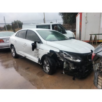 RENAULT MEGANE IV Sedán (LVA/M/N) de desguace