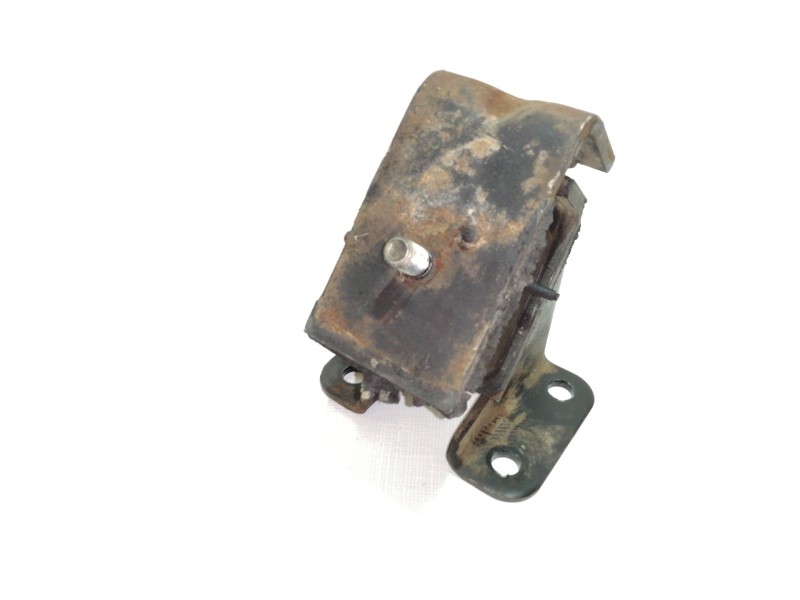 Recambio de soporte motor derecho para nissan cabstar e tl35-1 referencia OEM IAM 2311220  