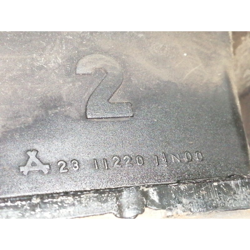 Recambio de soporte motor derecho para nissan cabstar e tl35-1 referencia OEM IAM 2311220  