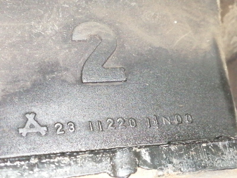 Recambio de soporte motor derecho para nissan cabstar e tl35-1 referencia OEM IAM 2311220  