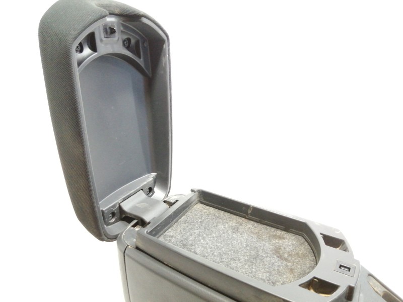 Recambio de apoyabrazos central para toyota rav 4 (a3) advance referencia OEM IAM 5881142030  