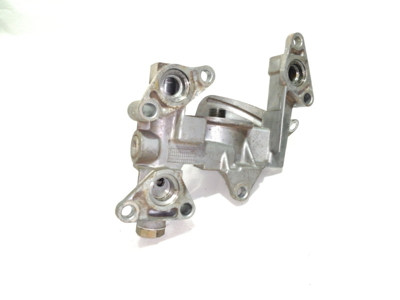 Recambio de soporte filtro aceite para nissan cabstar e tl35-1 referencia OEM IAM   