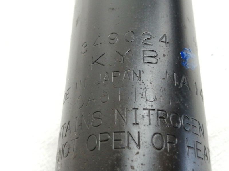 Recambio de amortiguador trasero derecho para toyota rav 4 (a3) advance referencia OEM IAM 349024KYB  