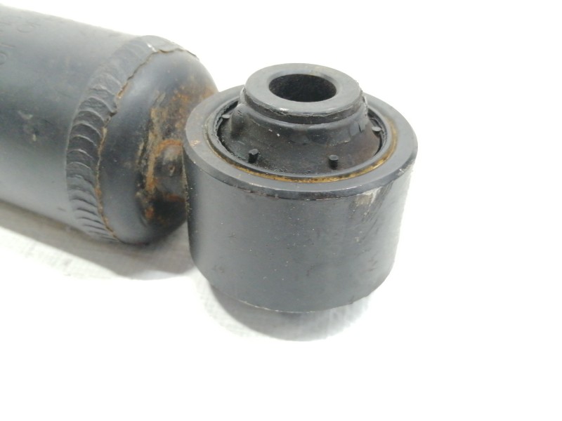 Recambio de amortiguador trasero izquierdo para toyota rav 4 (a3) advance referencia OEM IAM 349024KYB  