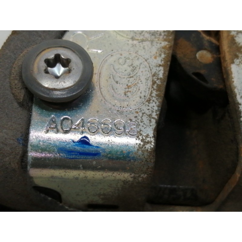 Recambio de cerradura maletero / porton para toyota rav 4 (a3) advance referencia OEM IAM A046693 10115176 1J410115176