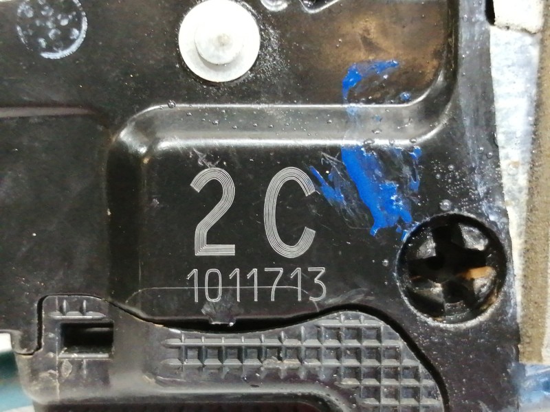 Recambio de cerradura puerta trasera derecha para toyota rav 4 (a3) advance referencia OEM IAM A046693  