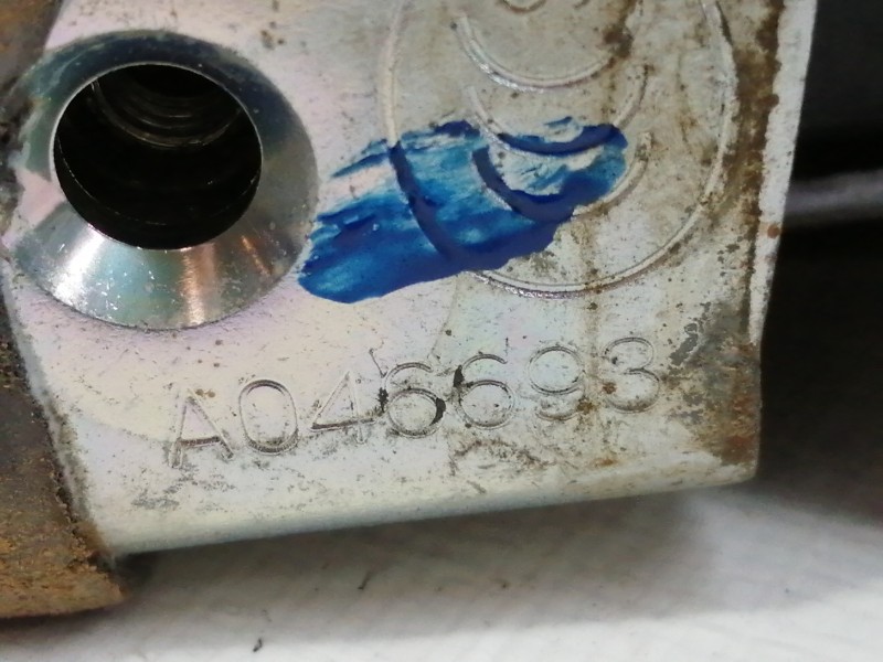 Recambio de cerradura puerta trasera derecha para toyota rav 4 (a3) advance referencia OEM IAM A046693  