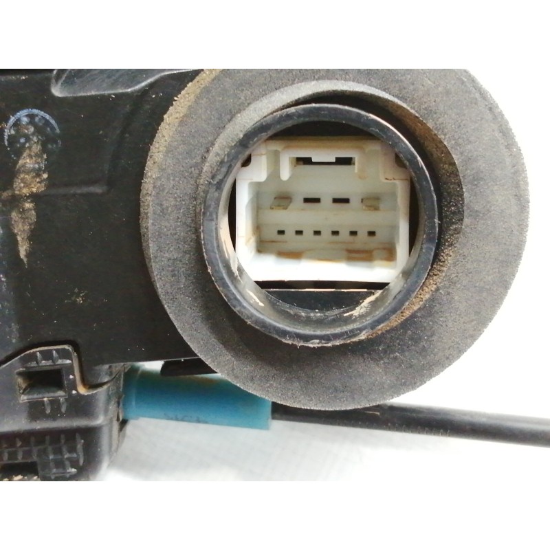 Recambio de cerradura puerta trasera izquierda para toyota rav 4 (a3) advance referencia OEM IAM A046693  