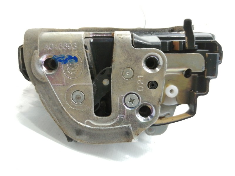 Recambio de cerradura puerta trasera izquierda para toyota rav 4 (a3) advance referencia OEM IAM A046693  