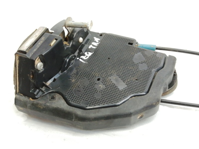 Recambio de cerradura puerta trasera izquierda para toyota rav 4 (a3) advance referencia OEM IAM A046693  