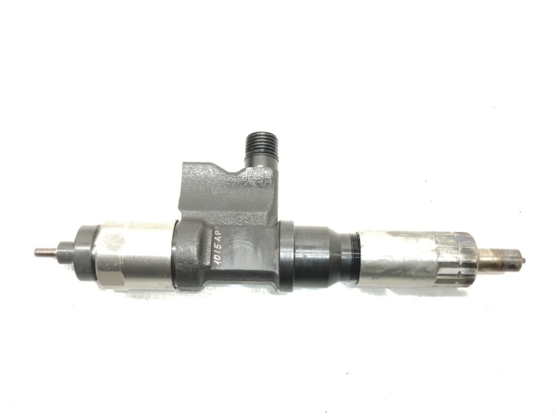 Recambio de inyector para iveco daily pr cabina doble 35 c... batalla 3450 referencia OEM IAM 01J01850 6363 01J01850 