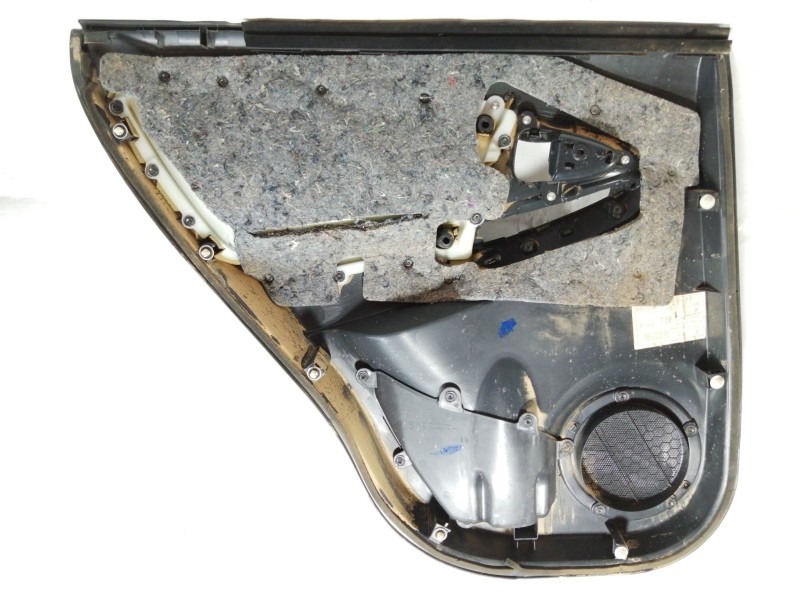 Recambio de guarnecido puerta trasera derecha para toyota rav 4 (a3) advance referencia OEM IAM 67787X1B02  