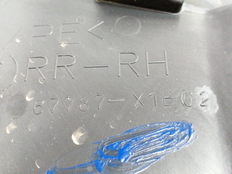 Recambio de guarnecido puerta trasera derecha para toyota rav 4 (a3) advance referencia OEM IAM 67787X1B02  